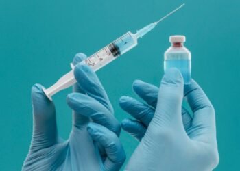 Funcionários da ativa já podem se vacinar contra a gripe; saiba como fazer