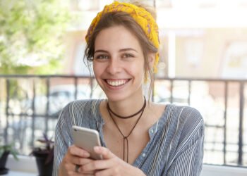 Saiba como é fácil e mais cômodo acessar seu plano pelo APP Cassi. Dependente também pode baixar