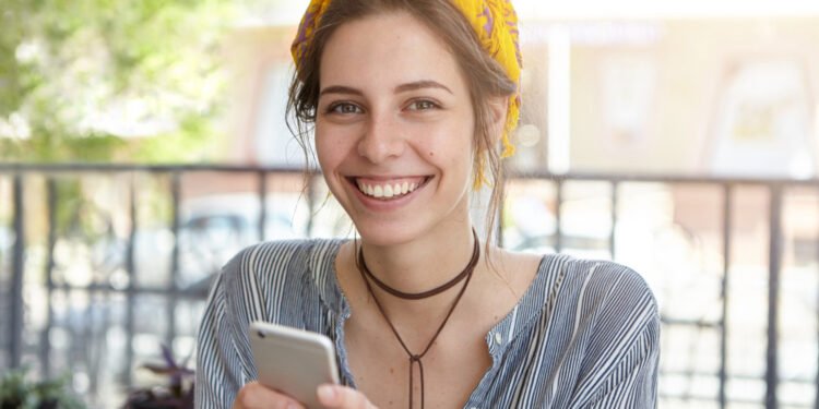 Saiba como é fácil e mais cômodo acessar seu plano pelo APP Cassi. Dependente também pode baixar