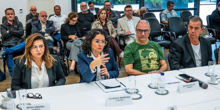 Comando Nacional propõe “Pacto pela saúde dos bancários”; Cassi reafirma compromisso com a prevenção