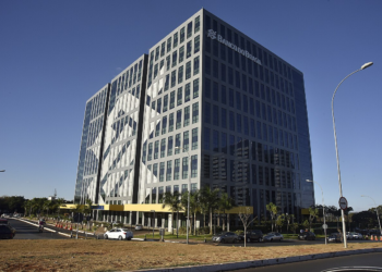 Privatização do BB em eventual governo Flávio Bolsonaro levaria ao desmonte da Cassi e da Previ, alertam dirigentes eleitos